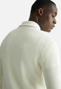 LIU JO APERTA - Cardigan - tofu