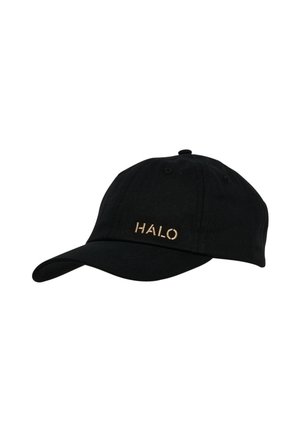 Schwarze Baseballkappe mit gebogenem Schirm und dem Wort "HALO", das vorne in Gold gestickt ist, vor weißem Hintergrund.