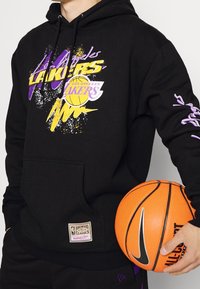 Mitchell & Ness Jersey con capucha - black