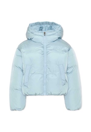 Giacca imbottita azzurro chiaro con cappuccio, zip frontale, due tasche laterali e polsini elastici, progettata per il calore e l'uso quotidiano casual.
