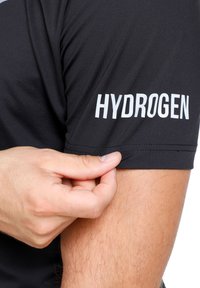 Hydrogen TECH FLAMES - T-Shirt print - schwarz/weiss/schwarz-metallic ...