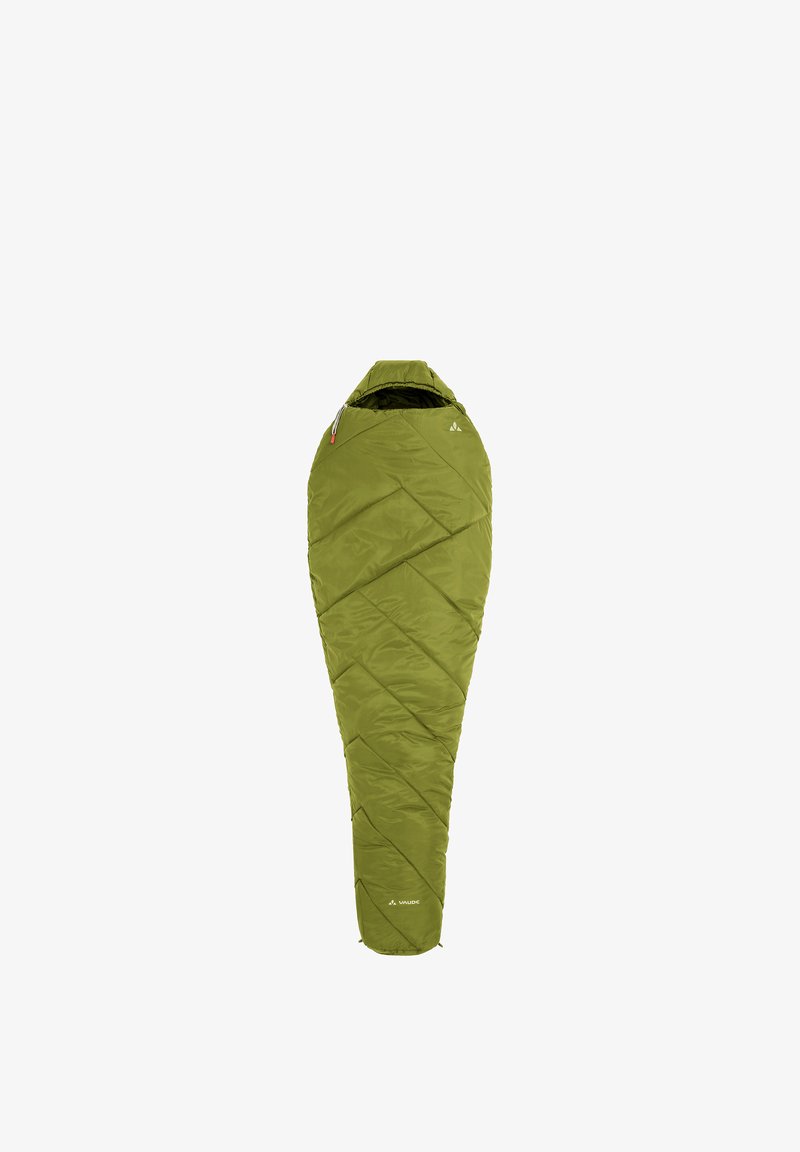 Sac de couchage vert de style momie avec des coutures diagonales et une capuche, marqué du logo Vaude près de l'extrémité des pieds.