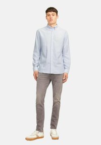 Jack & Jones JREBOSCAR NOOS - Camisa - infinity white