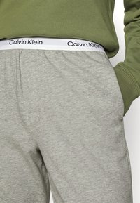 Calvin Klein Underwear JOGGER MODERN COTTON - Pyjamasbyxor - grey heather