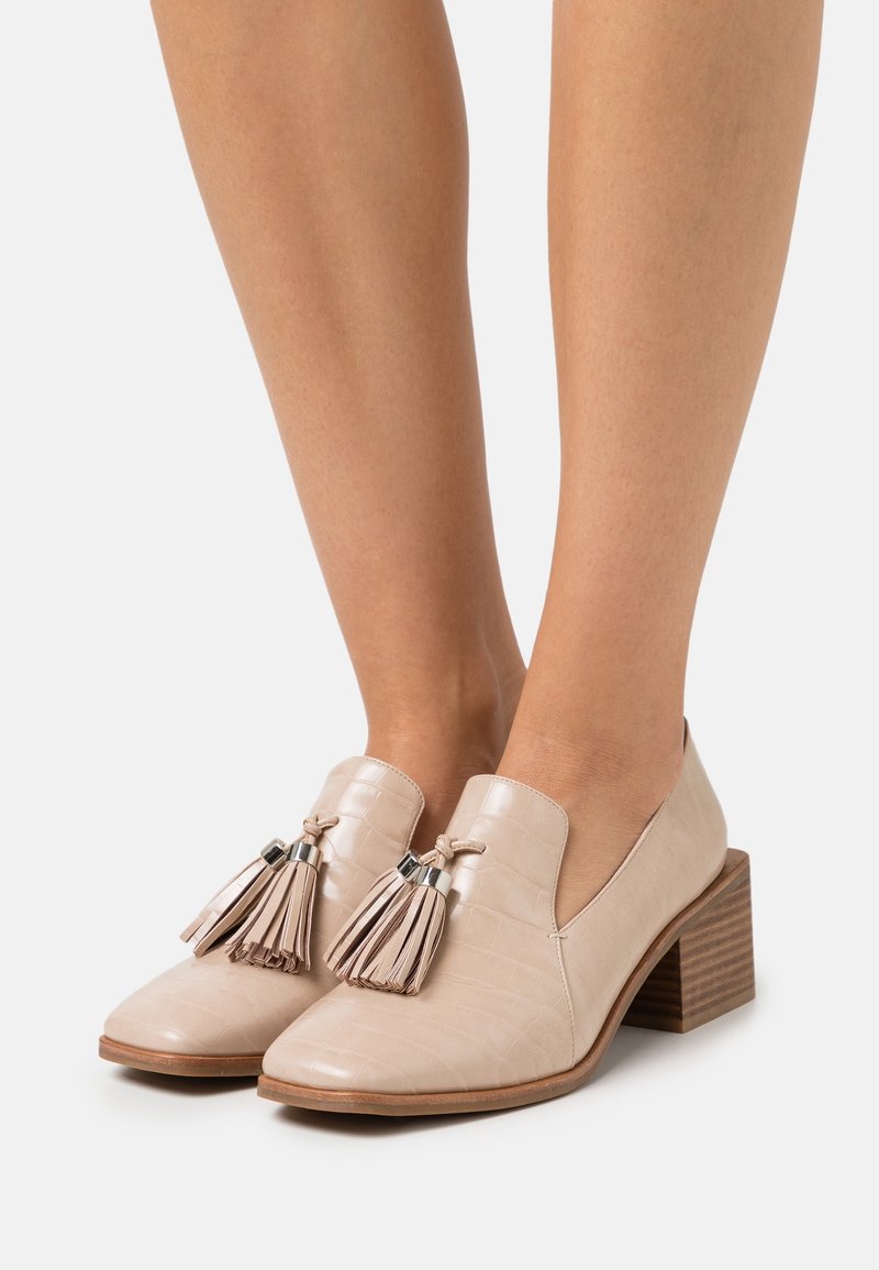 Jeffrey Campbell Klasické lodičky - nude