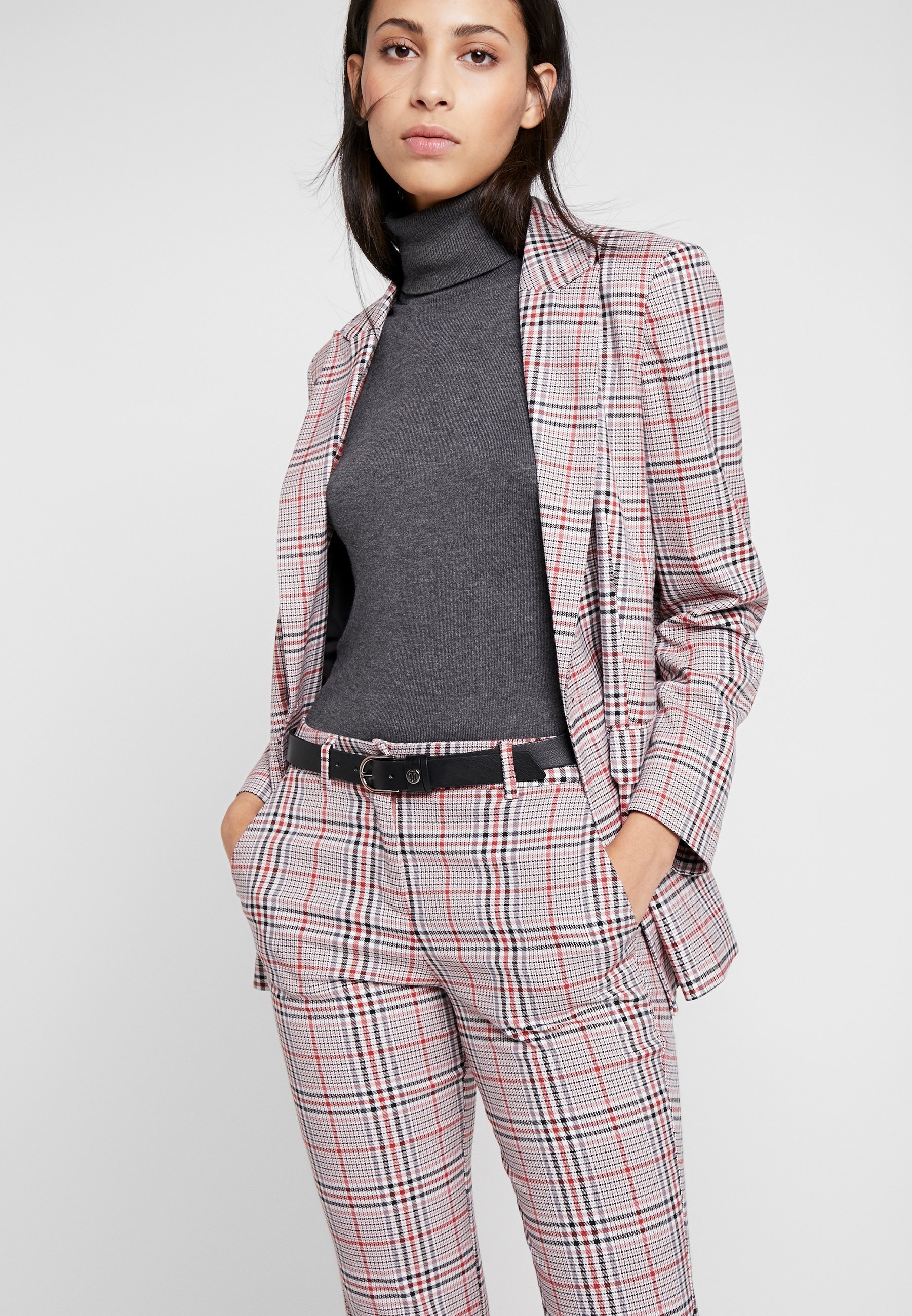 tommy hilfiger classic belt