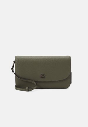 POLISHED PEBBLE HAYDEN CROSSBODY - Across body bag - army green