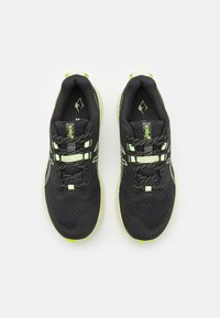 ASICS TRABUCO TERRA 2 - Chaussures de running - black/cool matcha