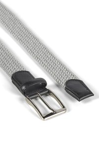 Grå vävd bälte med svarta läderdetaljer. Har en silverfärgad metallspänne och en slät yta på lädersektionerna.