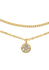 Collana in oro con due fili e un pendente rotondo decorato con sette strass trasparenti. I collegamenti in metallo testurizzato arricchiscono il design.