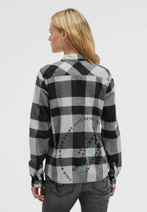 Soccx, SOCCX KARIERTE LANGARMBLUSE MIT RÜCKENPRINT - Button-down blouse - black