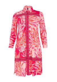 Knopflese Kleid mit langen Ärmeln, das ein pinkes, florales Blattmuster auf hellem Hintergrund zeigt; der Stoff wirkt glatt und hat eine taillierte Passform.