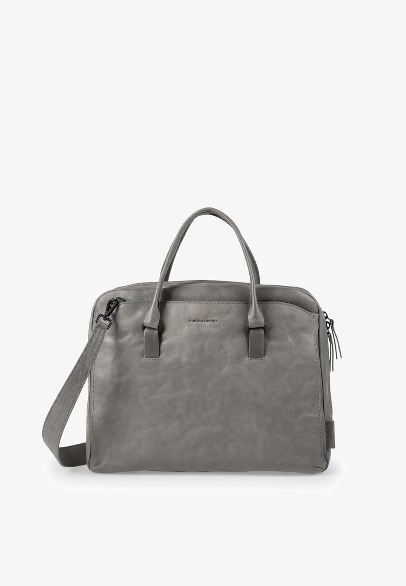 Aunts & Uncles MRS. QUINCE PIE - Aktetas - cloud