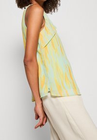 Esprit Camicetta - green