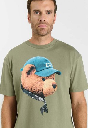 TEE-BERNABEU - T-Shirt print - light green