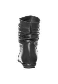KMB Botines - black