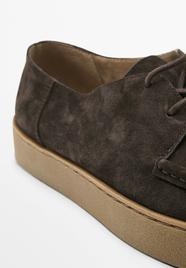 MOC TOE - Casual lace-ups3