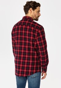 Lee Cooper WESLEY czerwony