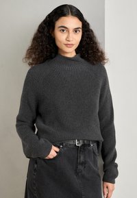 Marc O'Polo LONGSLEEVE STAND UP COLLAR - Strickpullover - deep grey melange