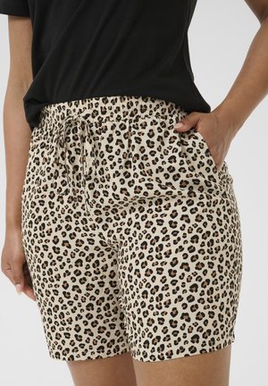 Beige shorts met een luipaardprint, voorzien van een elastische tailleband en trekkoord, zijzakken en een comfortabele pasvorm.