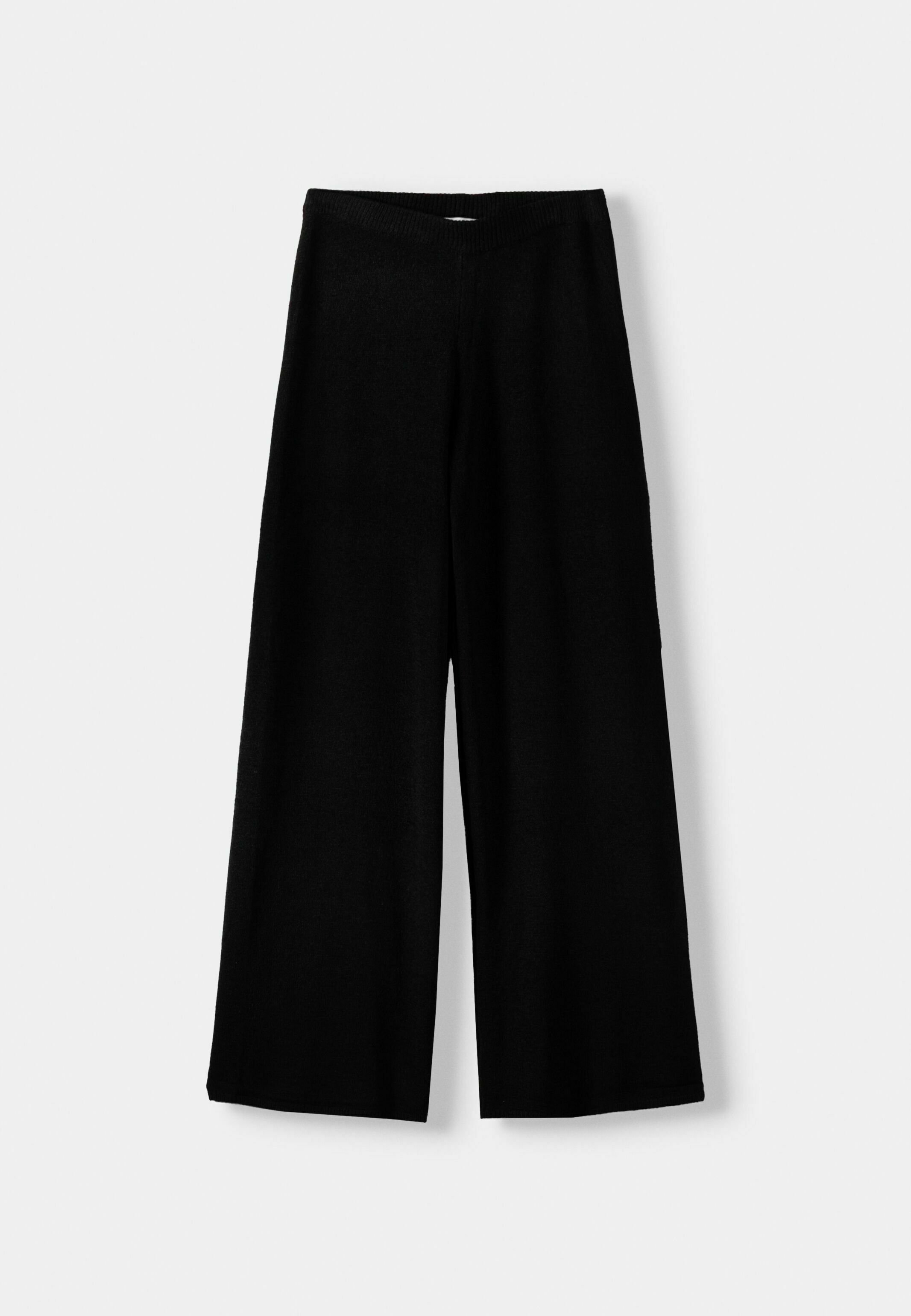 Black trousers