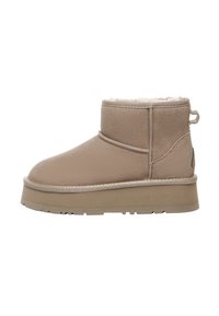 DUSKY SHORT - Snowboot/Winterstiefel - brown