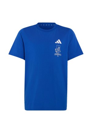 Blå T-shirt med korte ærmer med lille hvid Adidas-logo og Minecraft skelettgrafik på venstre brystområde.