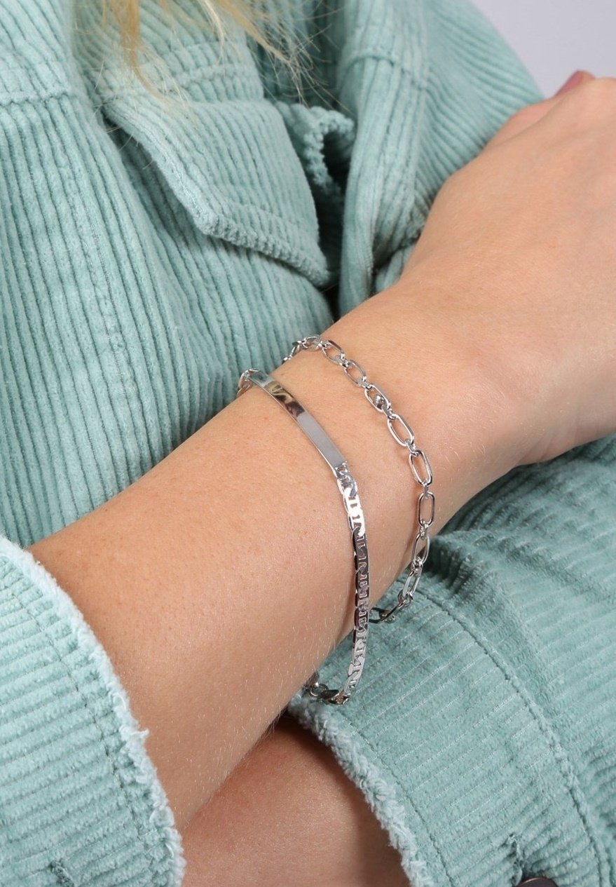 Forever Bracelet 2025 - Main Image