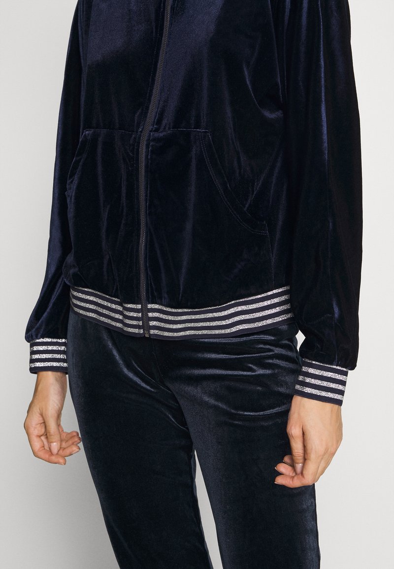 Damen Nachthemden | ONLY ONLBECCA LOUNGEWEAR Nachtwäsche Set night sky/dunkelblau - PV35226 Damen Nachthemden | ONLY ONLBECCA LOUNGEWEAR Nachtwäsche Set night sky/dunkelblau - PV35226