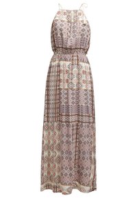 Robe longue sans manches avec fines bretelles, taille élastique et motif géométrique patchwork dans des tons beige, marron, noir et rouge.