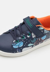 Kappa UNISEX - Sportcipő - blue marine/green