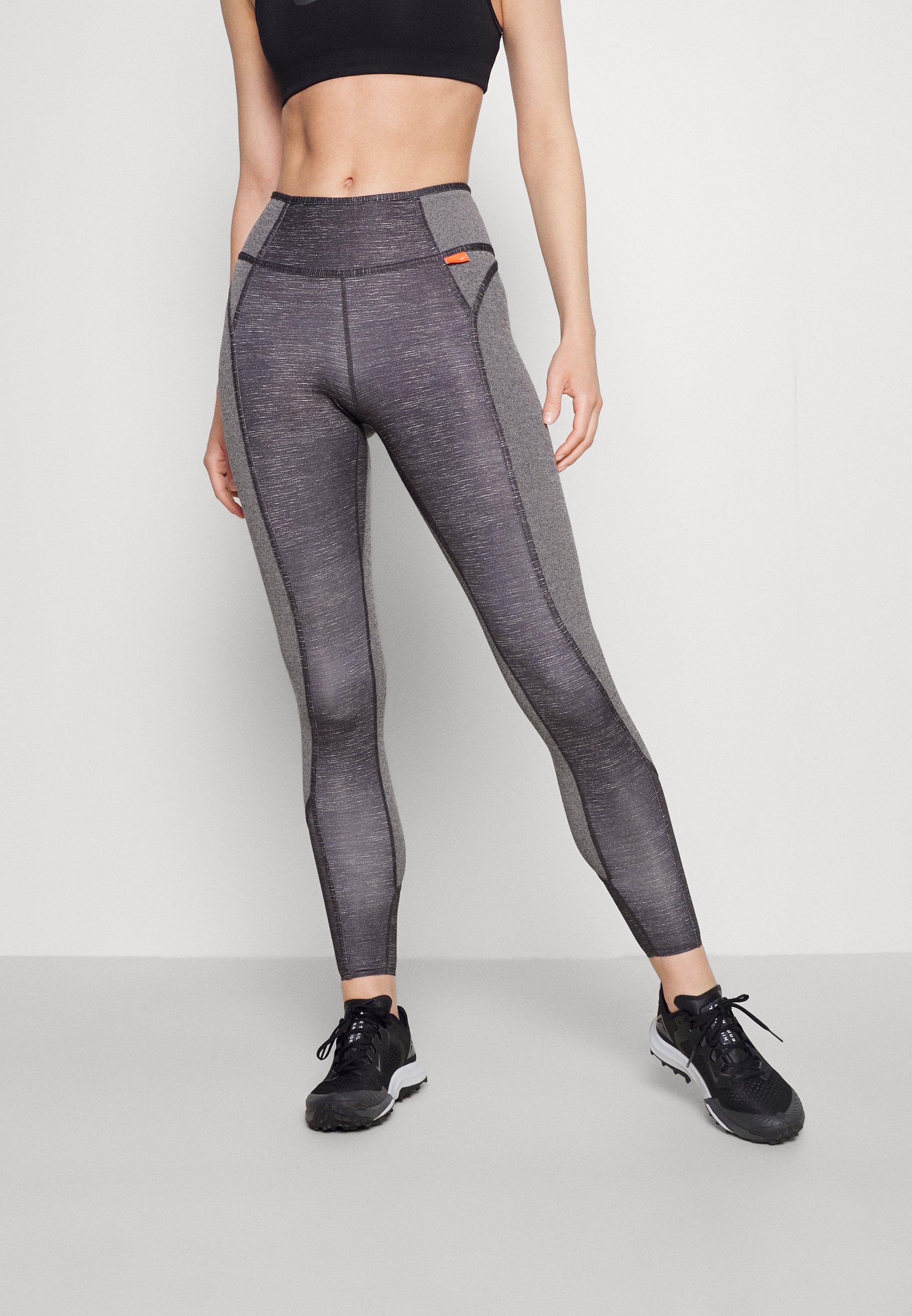 legginsy nike performance one