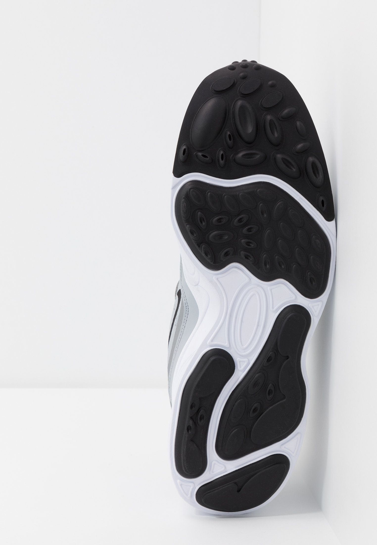 Nike Sportswear ALPHA LITE - Sneaker low - wolf grey/black/white/grau -  Zalando.de