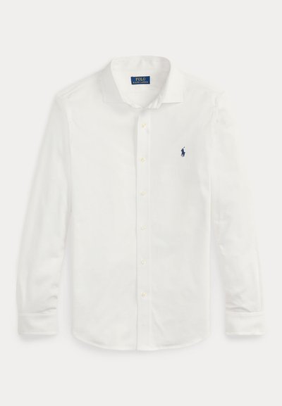 Camisa de dress de botão de manga longa branca com o logótipo bordado da Polo Ralph Lauren em azul marinho no lado esquerdo do peito.