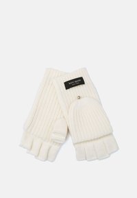Cremefarvede strikkede fingerløse handsker med ribbet tekstur, der har et sort mærke og en dekorativ knapdetalje. Holdbart og varmt design.