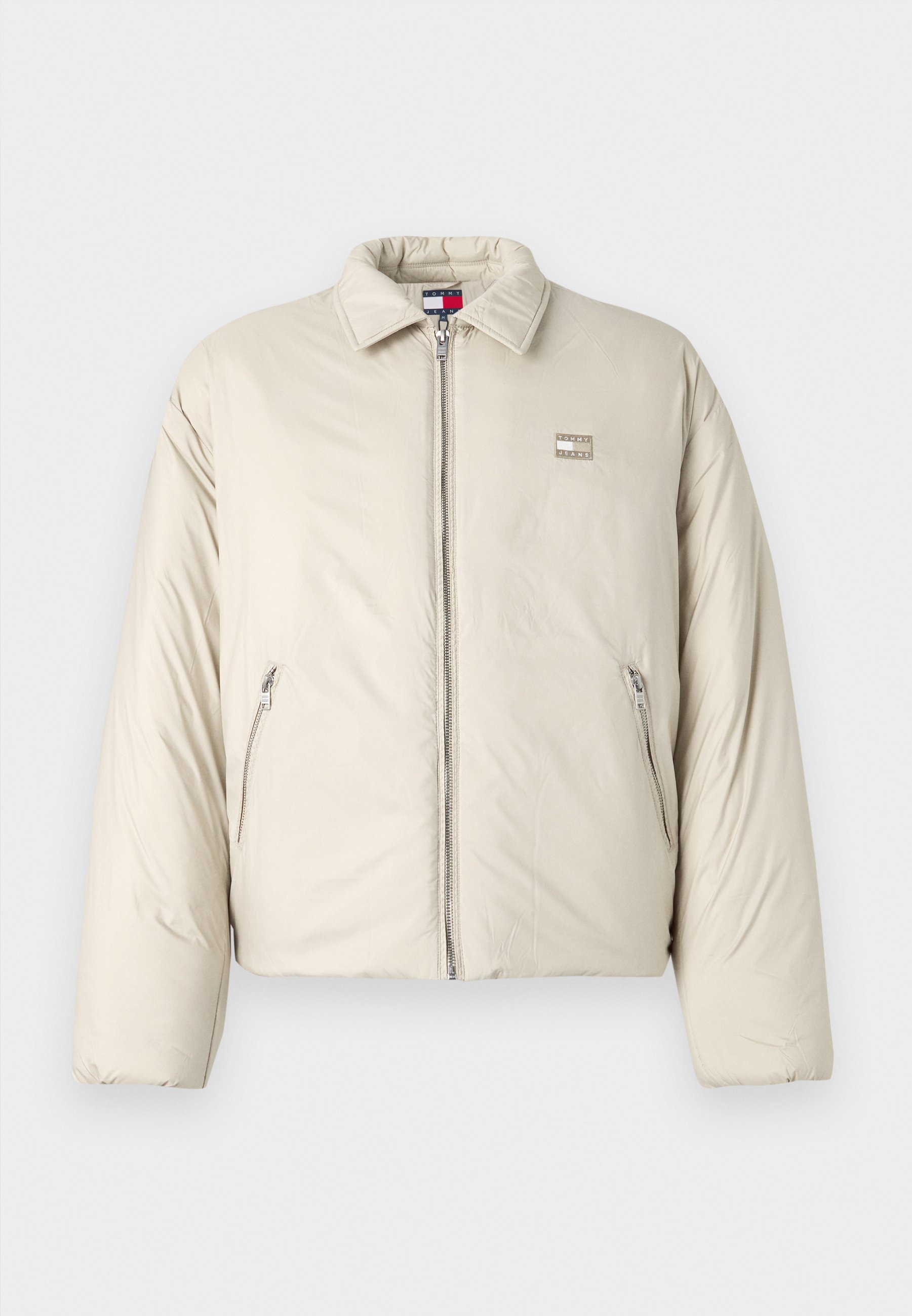 Tommy Jeans WATER REPELLENT COLLARED RELAXED PADDED JACKET - Zimní bunda - gulf sand