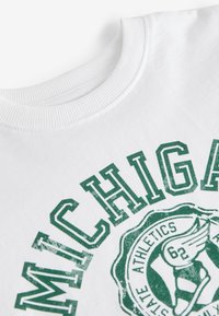 Next RELAXED FIT SHORT SLEEVE GRAPHIC STANDARD - Trükipildiga T-särk - white michigan