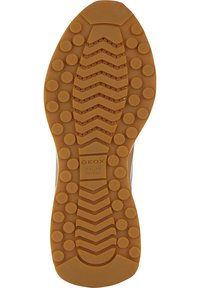 Suola in gomma marrone con motivi testurizzati, inclusi design circolari rialzati e zigzag. Presenta il marchio "GEOX ITALIAN PATENT".