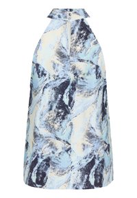 Halterneck jurk in lichtblauw, marineblauw en crèmewitte kleuren met een golvenpatroon. Heeft een knoopsluiting bij de hals en een losse pasvorm.