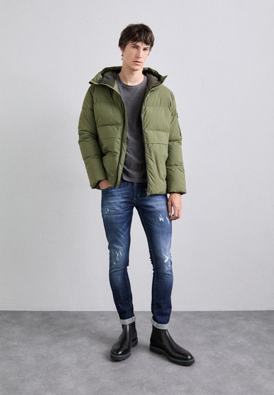 Dondup PUFFY JACKET  - Žieminė striukė - forest green