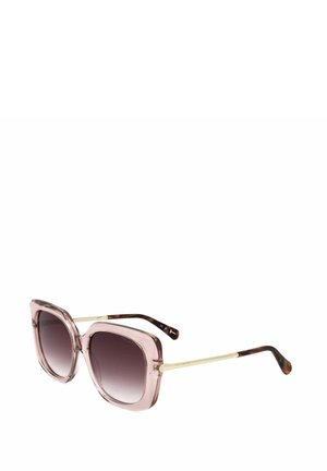 Occhiali da sole quadrati rosa traslucidi con lenti scure sfumate e sottili aste dorate con punte in tartaruga.