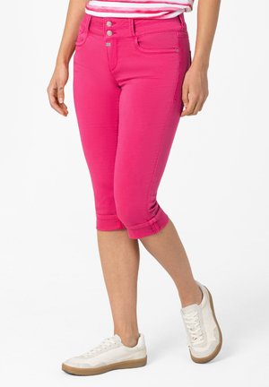 TIMEZONE ENYATZ 3/4 - Jeans Shorts - pomegranate pink