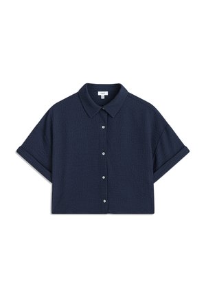 Košile s krátkým rukávem, tmavě námořnická, s knoflíky, texturovanou tkaninou, límečkem a ohrnutými manžetami; má pět knoflíků na přední straně.