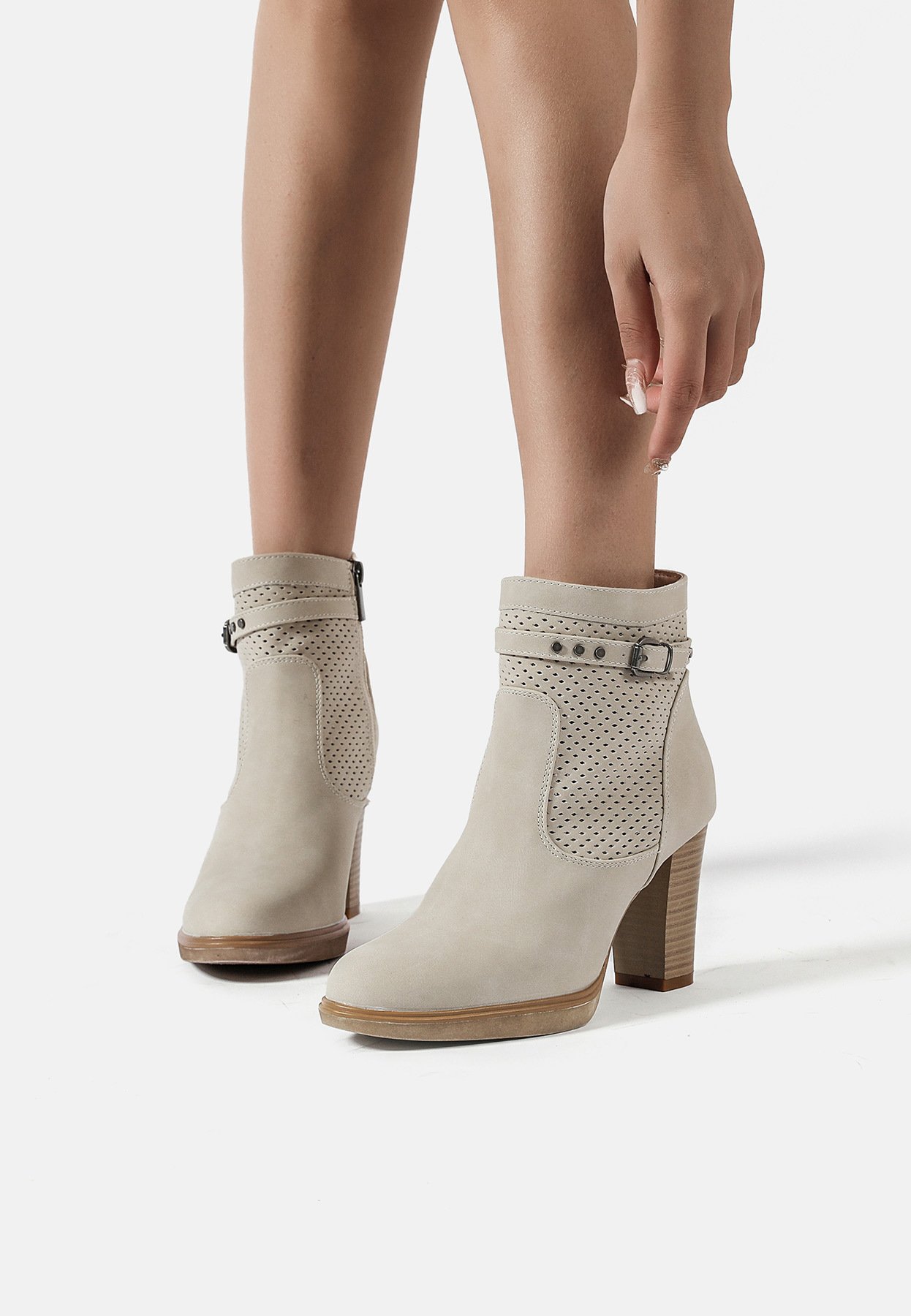 Queen Helena Stivaletti Con Punta Plateau Tacco Stivaletti Beige