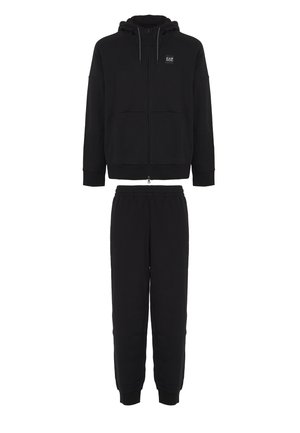 Set di felpa e pantaloni sportivi neri realizzato in tessuto morbido e testurizzato. La felpa presenta una zip frontale, un cappuccio regolabile con cordino e tasche laterali.