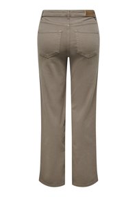 Pantalons taupe à jambe droite avec poches arrière et étiquette en cuir sur la ceinture, vus de l'arrière.