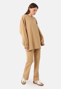 Modanisa BENIN SET beżowy