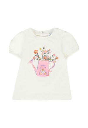 Biała koszulka z krótkimi bufkami, z grafiką różowej konewki wypełnionej kwiatami oraz ilustracją misia.