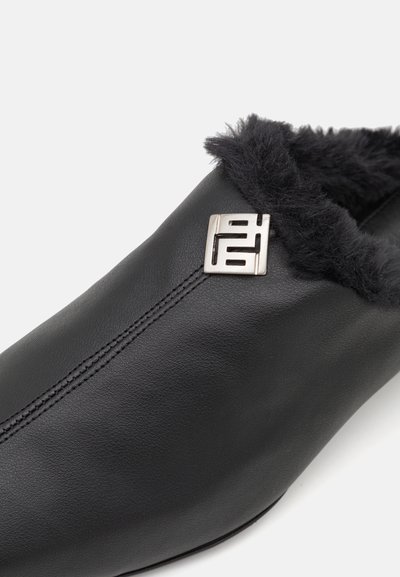 GmbH JAMAL MULE UNISEX - Ciabattine - black