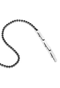 Hopeaketju, jossa on mustia kiviä korostavia hopeaosia, joustava muotoilu ja lukko, jossa on merkintä "BREIL."